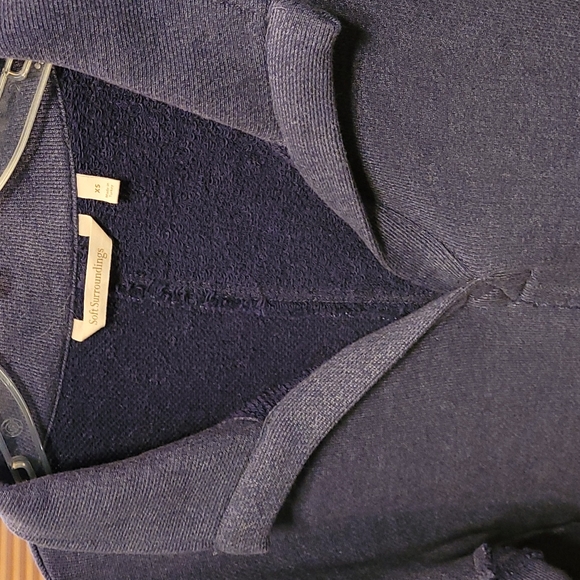 SOFT surroundings tunic top. Dark blue.  Wear with leggings or jeans - Picture 2 of 11